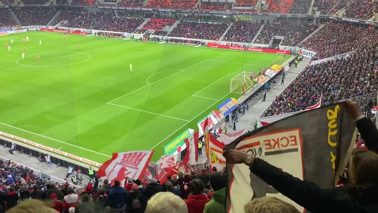 &ldquo;Always Look on the Bright Side of Life&rdquo; - 1. FC Union Berlin Supporters in Freiburg, 13.11.2022