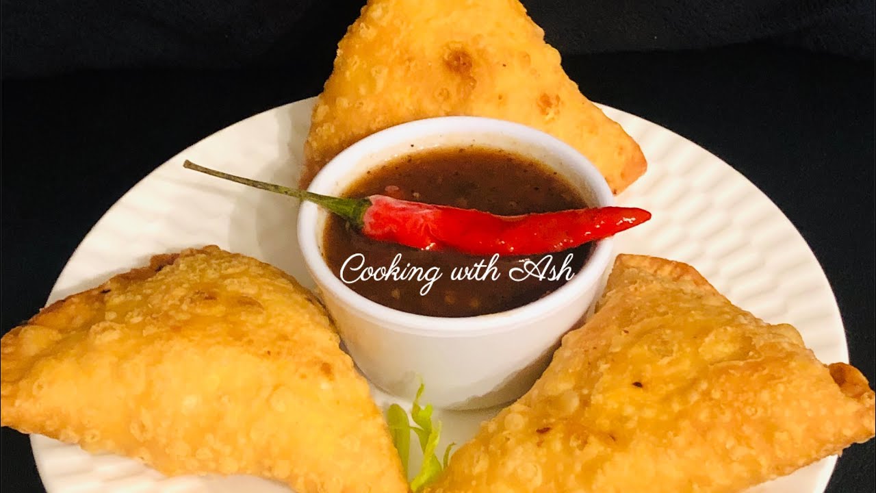 Chicken and Potatoes Samosas
