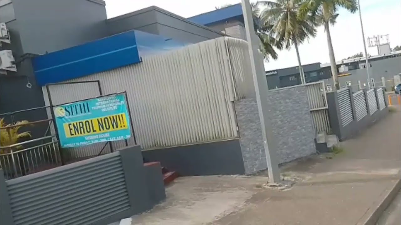Haram Iqra Yaad Hogi 😂 |  Farooq Ki Beti Ya Syaasat Daan Ko Fund 😂