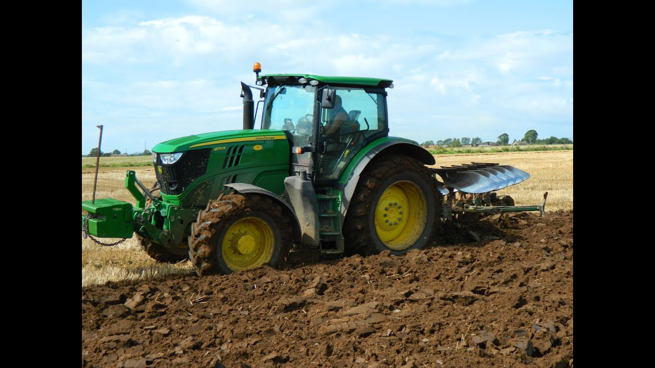 John Deere 6170R Ploughing