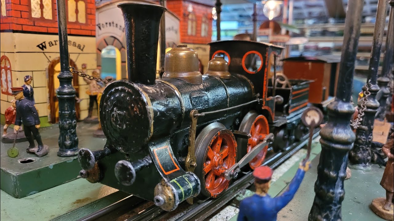 ANTIQUE MÄRKLIN TINPLATE TRAIN FROM 1898