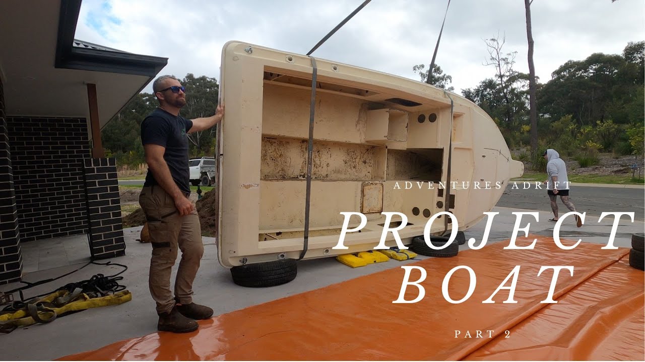 Haines Hunter 600R Rebuild - Rolling the Boat and Sanding the Hull