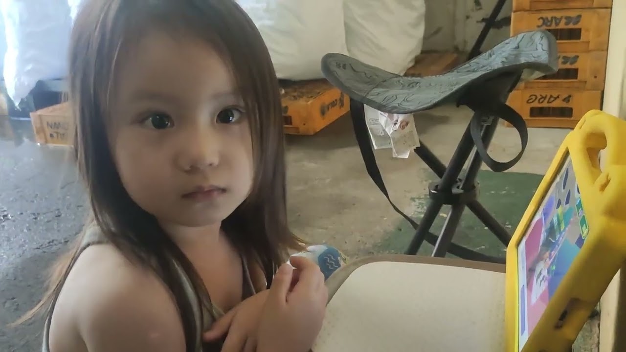 Yana on Tablet