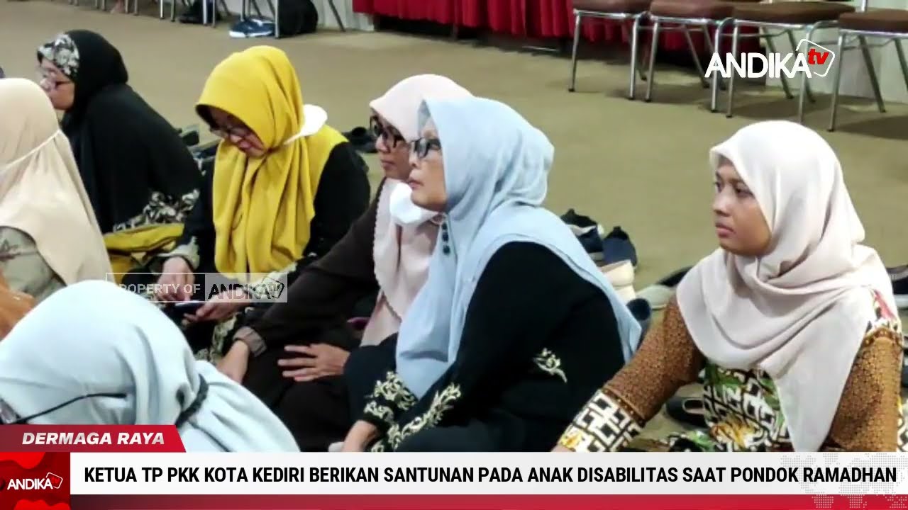 KETUA TP PKK KOTA KEDIRI BERIKAN SANTUNAN PADA ANAK DISABILITAS SAAT PONDOK RAMADHAN