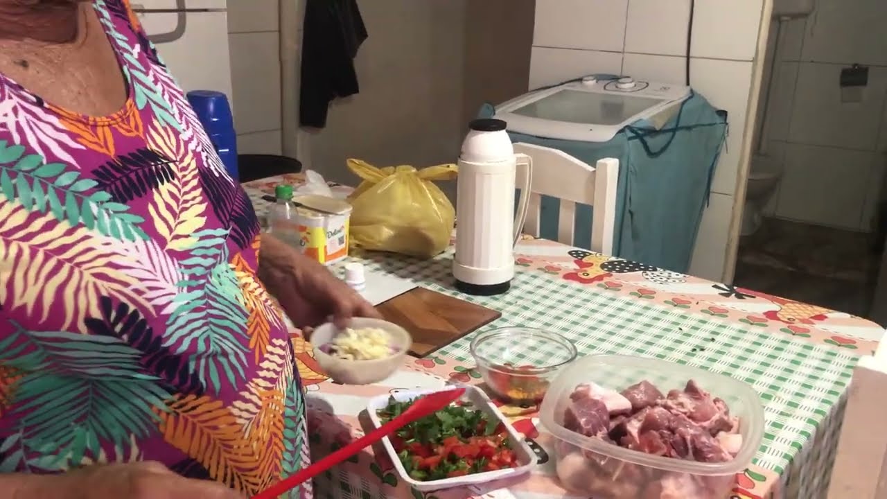 MARAVILHA DE DIA , AJEITEI A CARNE DE BOI PRA FAZER GUISADA E GABRIEL TÁ MELHOR + IRNEU ME AJUDANDO