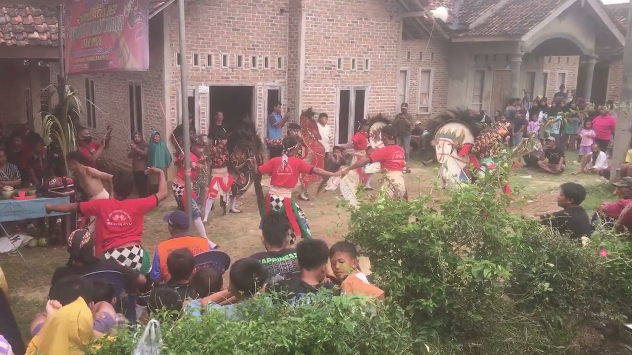 Seni Budaya kuda lumping KRIDO WAHYU BUDOYO Bumiratu Pringsewu lampung 👉PART 3