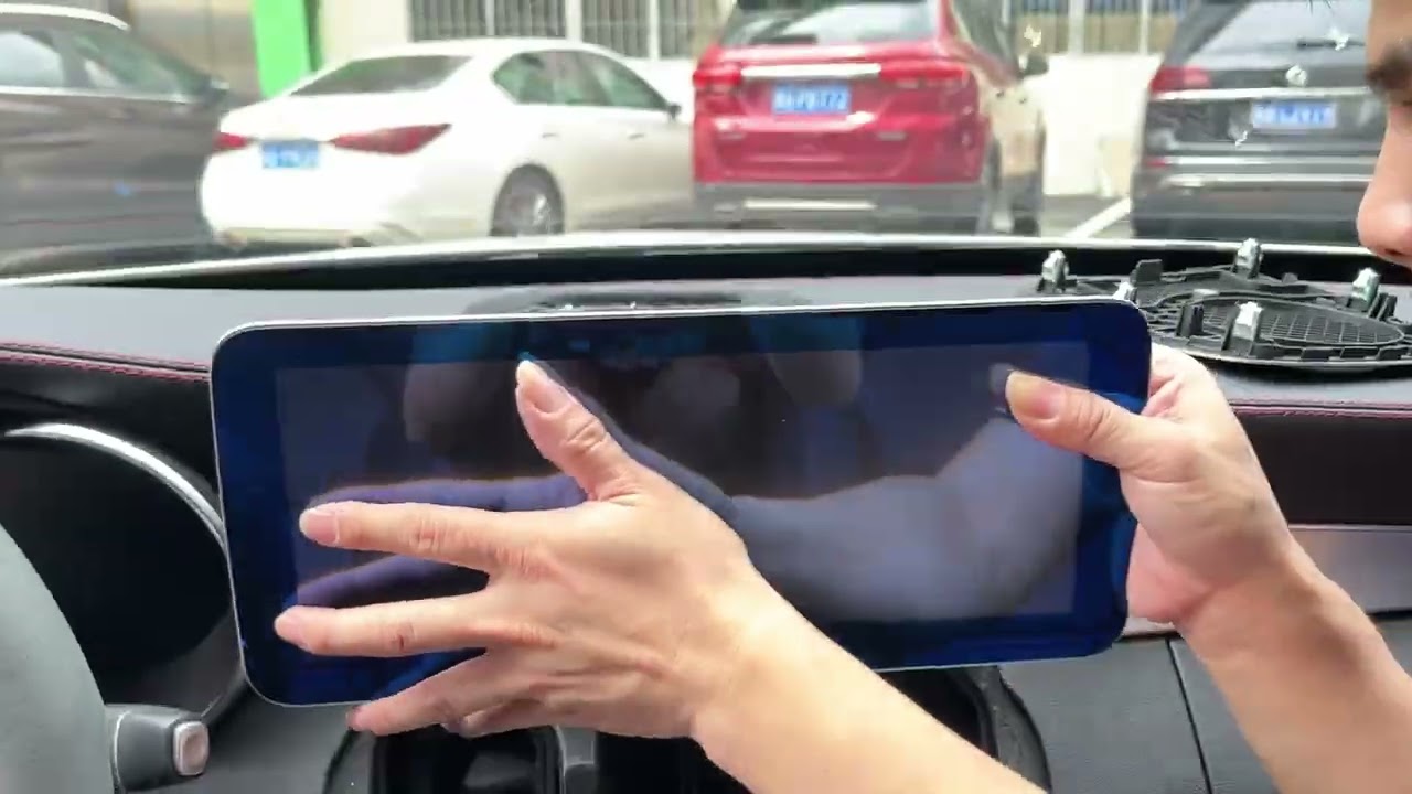 Hualingan Upgrade Your Mercedes Benz C-Class W205 NTG5.5 with Android Screen Apple CarPlay IGO WIFI