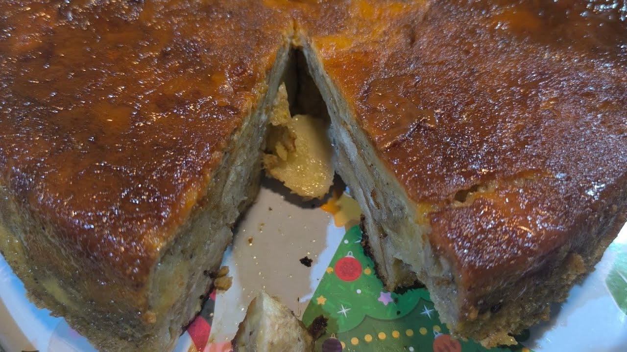 RECETA BUDÍN DE BOLILLO CON PLÁTANO, ROMPOPE Y CARAMELO