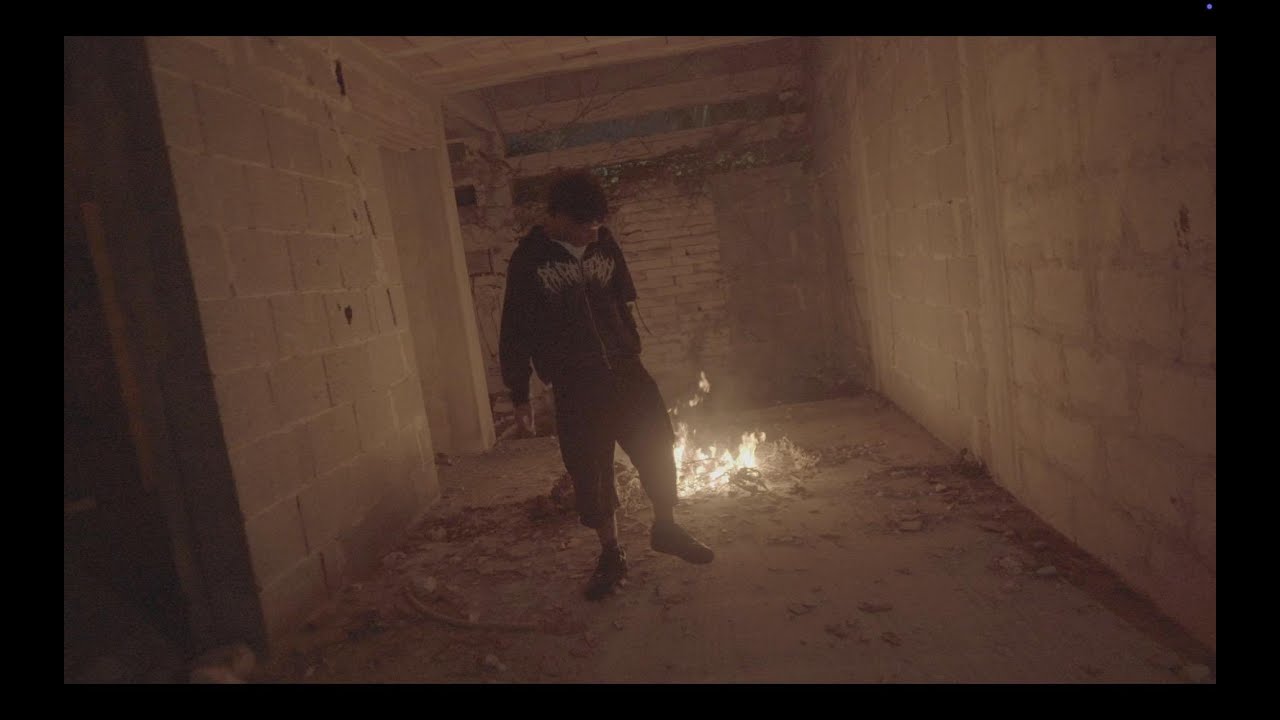Wolf - FUORI CASA (Official Video) prod. Foxx, Latti & Vexx