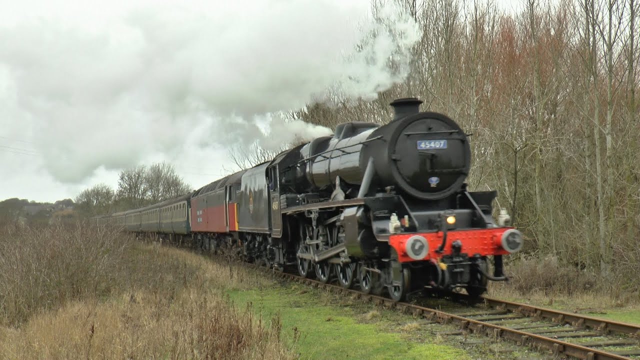 LMS Black 5 45407 Working 'Wenslydale Railway' mince pie Specials 28 12 25