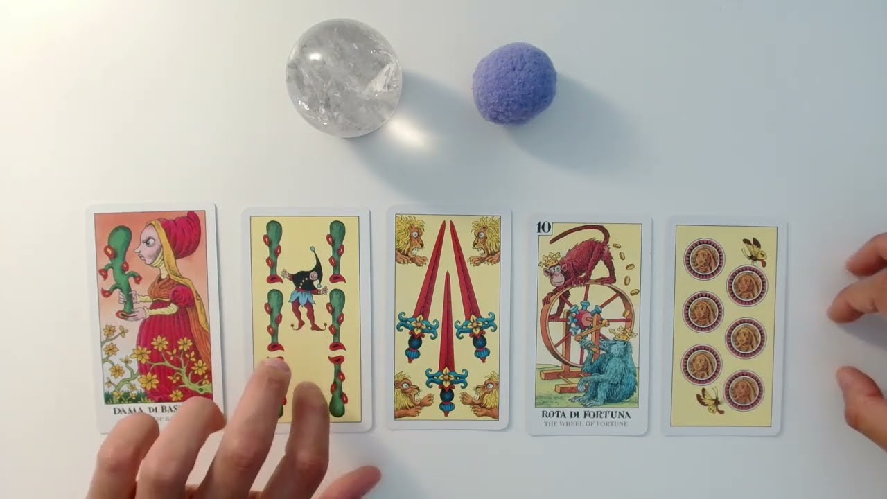 Cosa c'è nel tuo futuro a breve? 🔮 (Tarocchi Interattivi)