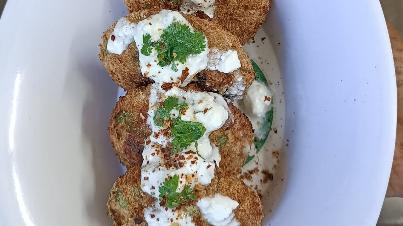 Oil free Bread aur matar  se banaa Dahivada😛 ब्रेड और मटर से बना दही बड़ा😋