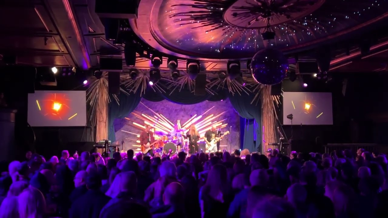 Groove Is In The Heart   Sony Hall NYC
