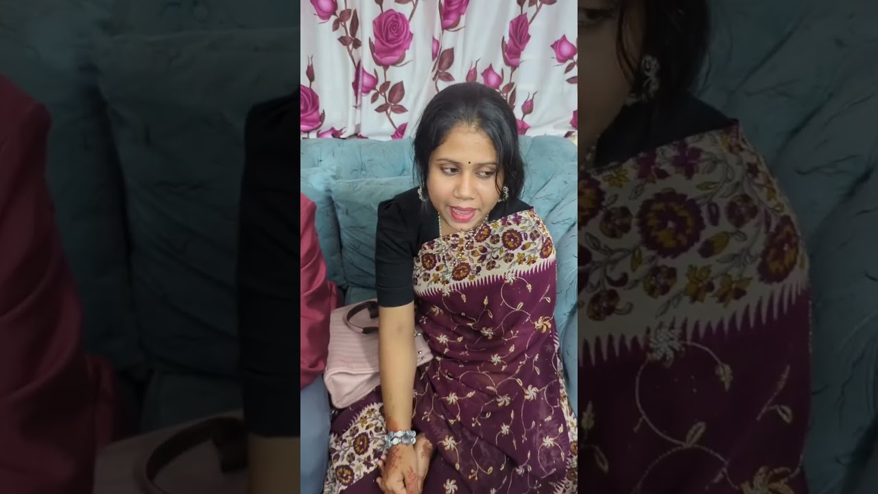 চাকরানি মাকে থা/প্পড় দিলো সুন্দরী অহং/কারী মেয়ে!অতঃপর মা যে ভাবে মেয়েকে উচিত শিক্ষা দিলো!