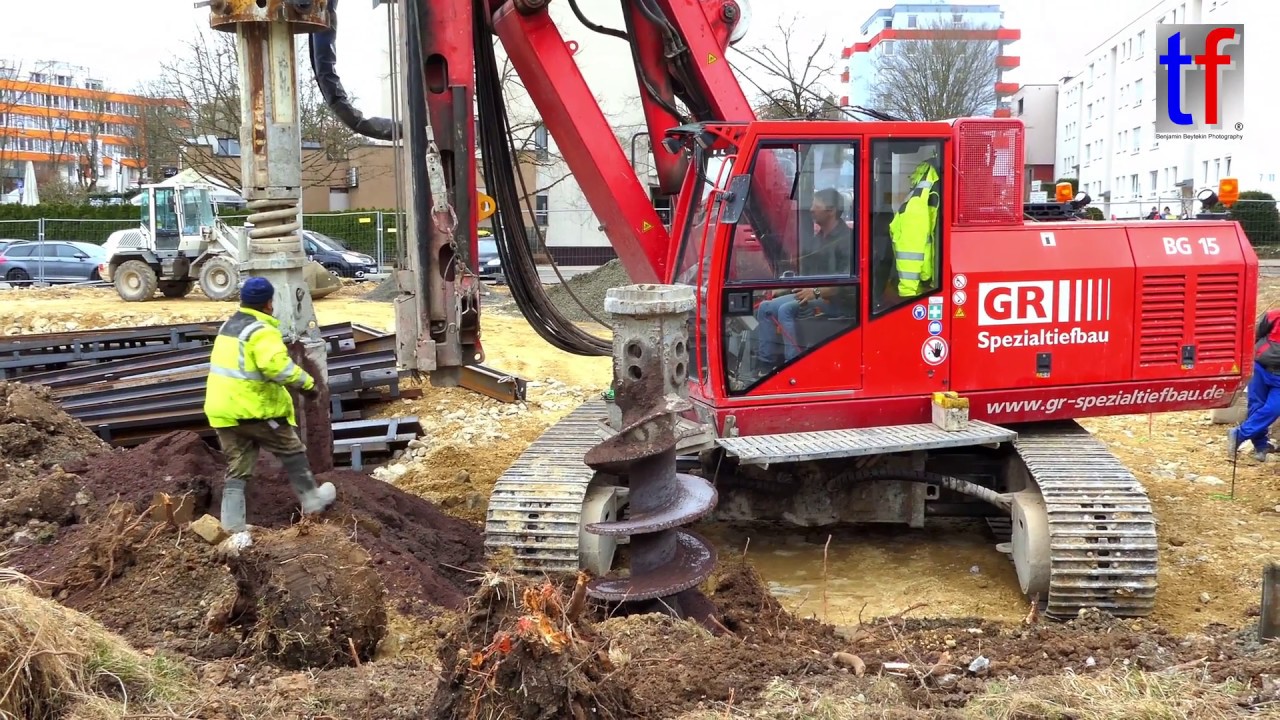 **Drilling Rig** BAUER BG 15 H  BT 40 Drehbohrgerät, Winnenden, Germany, 2018.
