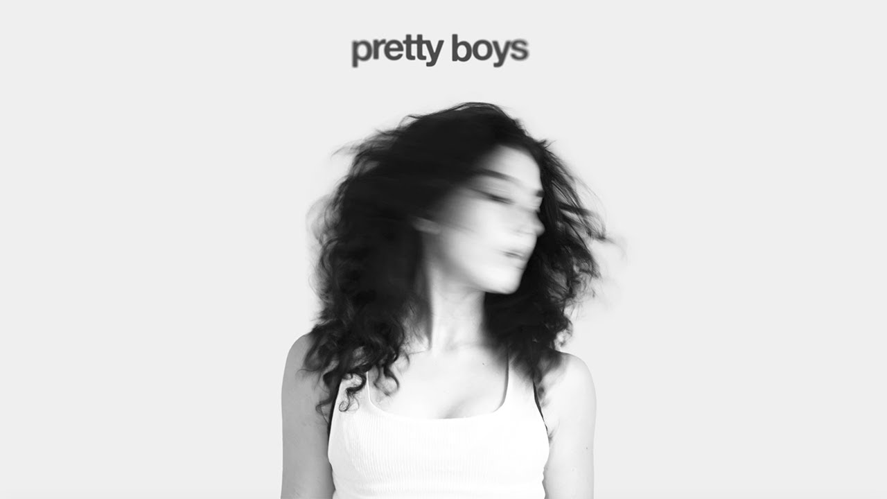 Caroline Romano - Pretty Boys (Official Audio Stream)