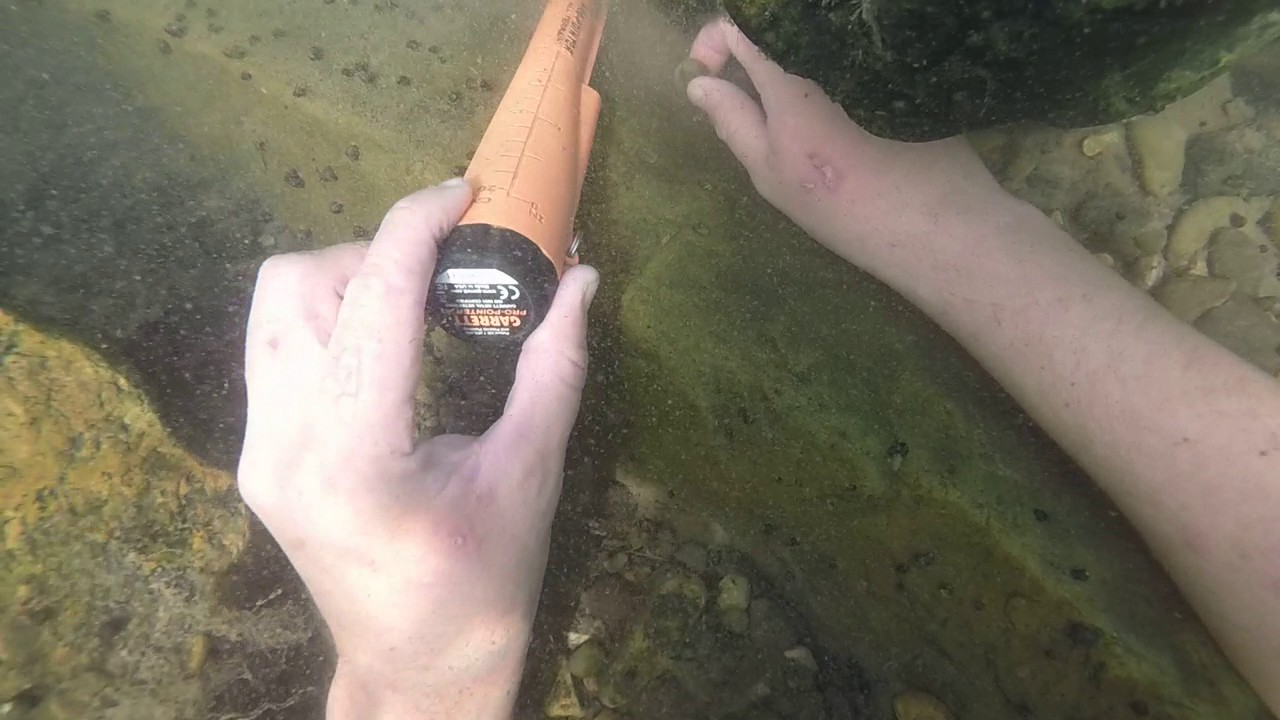 River diving with my GARRETT AT pinpointer in Virginia