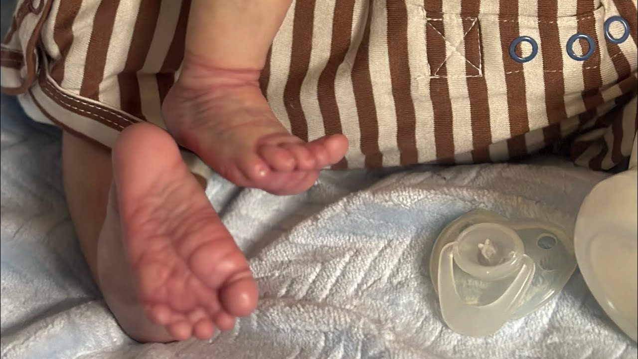 Unboxing TRADE DOLLS…..Baby #1 of 2 that I got in a trade. Come see this adorable little one.