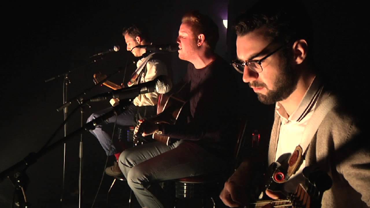Ex'pression Session | Two Door Cinema Club