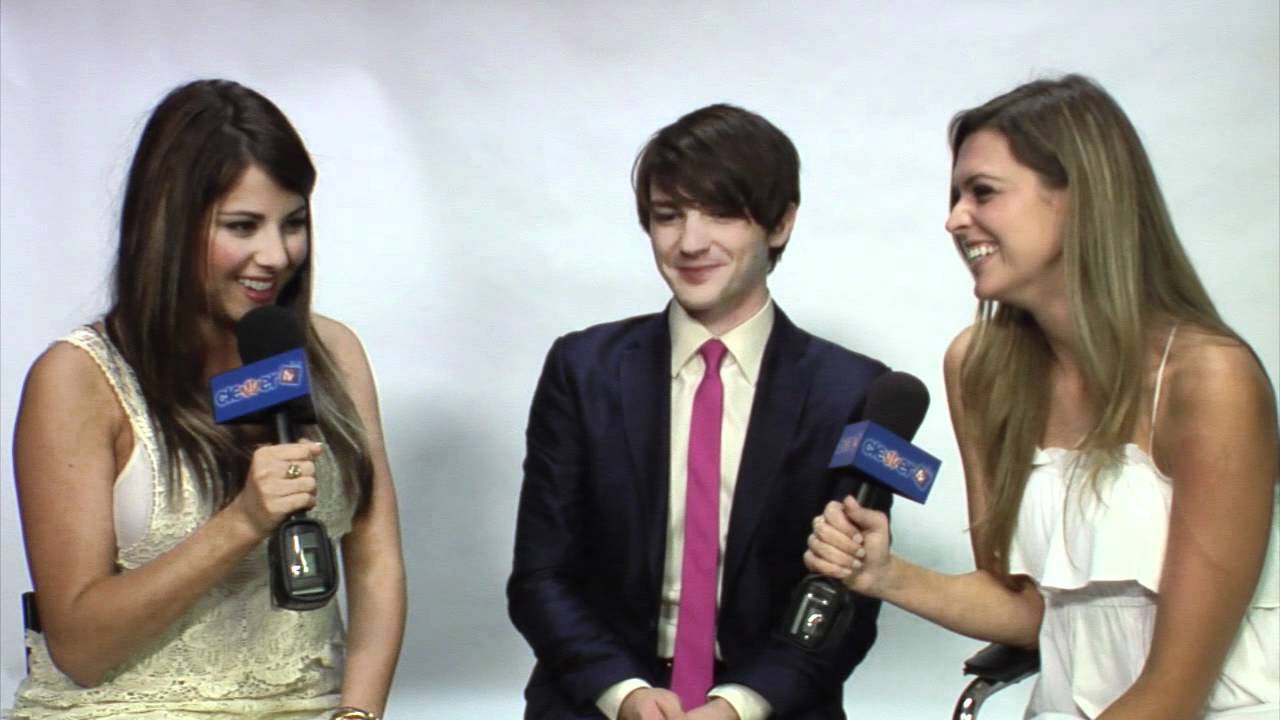 Drake Bell Chats Working With Keenan Cahill