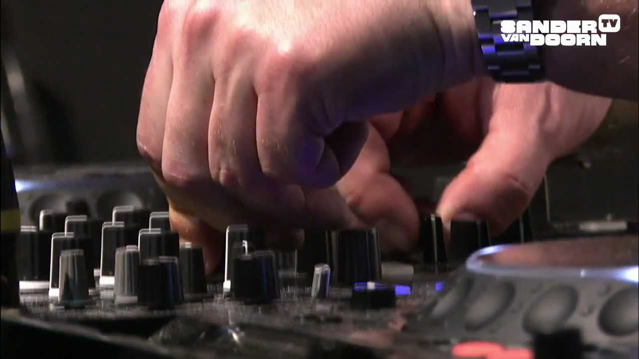 Sander van Doorn live at Energy 2011 (DJ Set Movie)