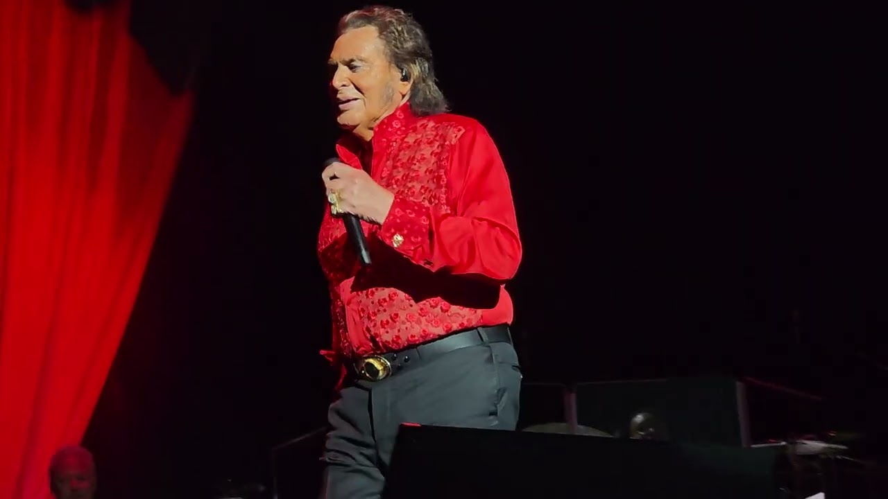 Engelbert Humperdinck Quando Quando Quando 2/22/26 Anaheim, CA City National Grove of Anaheim