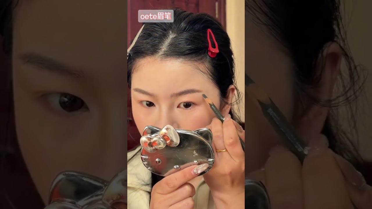 Learn Makeup with Sis: Join the sisterly session