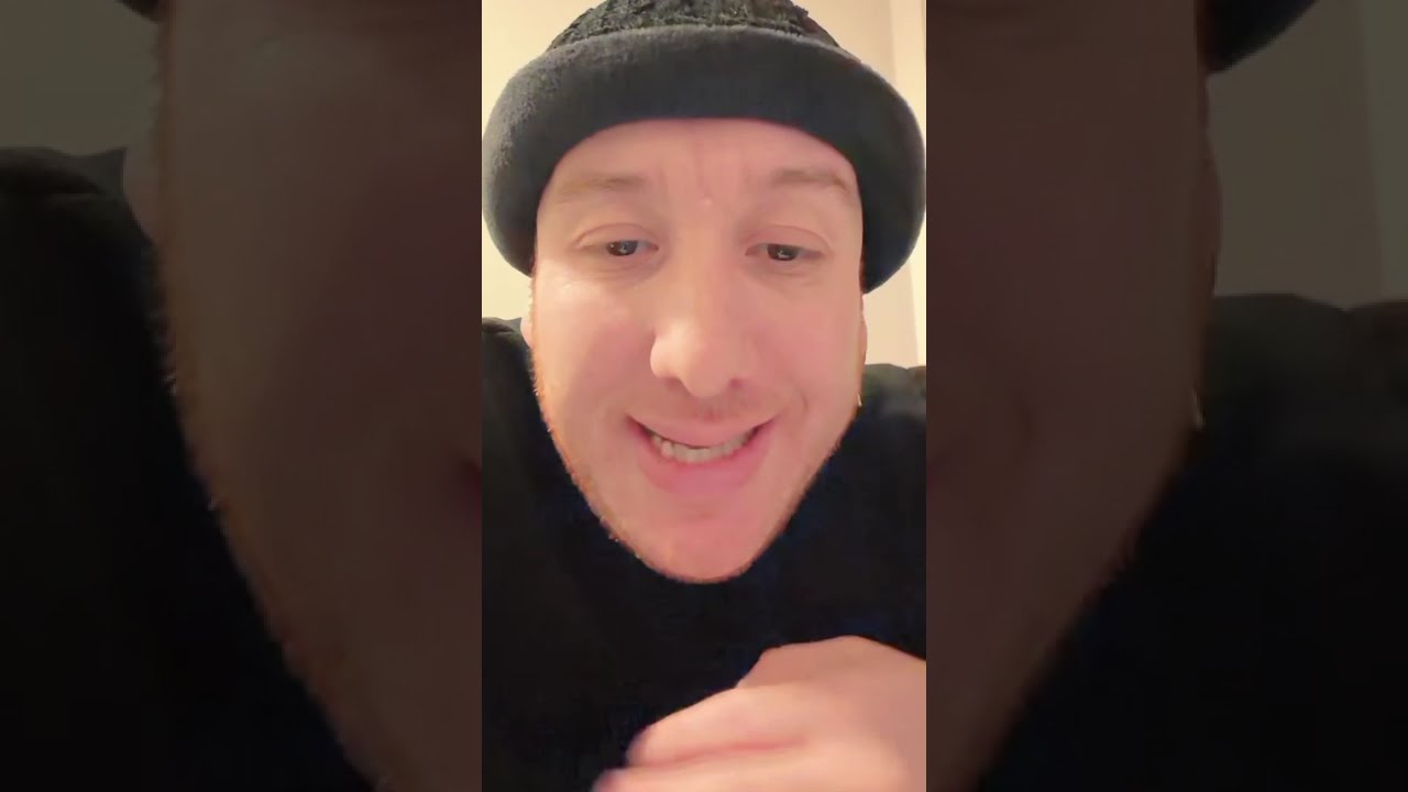 Le chanteur kabyle Yacine yefsah parle de la religion de l'islam en kabylie 
