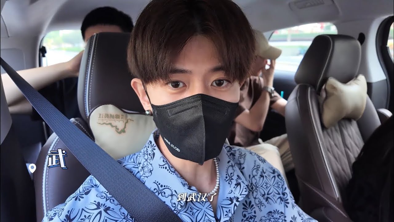 250715 AllenStudio Weibo Update : VLOG Allen visit Wuhan summer night poem #RenJiaLun #任嘉伦 #任嘉伦allen