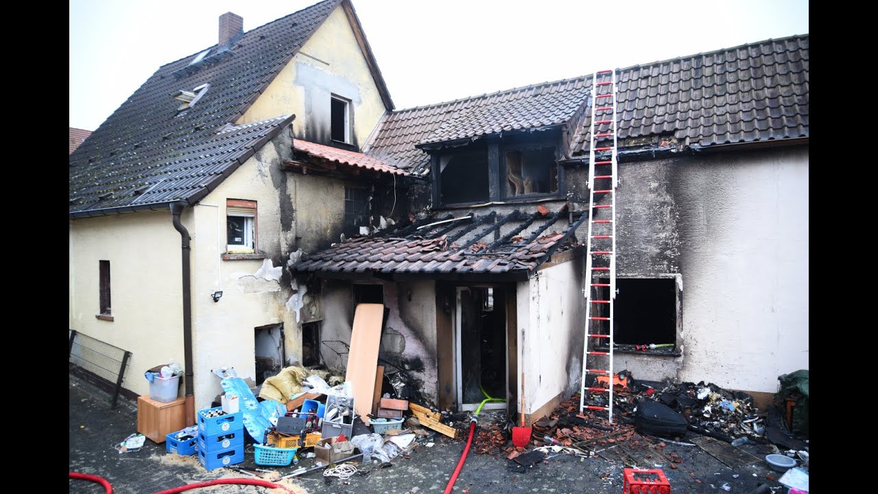 Zwei Leichen bei Gebäudebrand entdeckt- Kriminalpolizei ermittelt