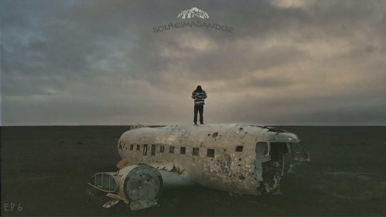 EXPLORING ICELANDS ABANDONED DC-3 PLANE WRECK IN THE MIDDLE OF NOWHERE!