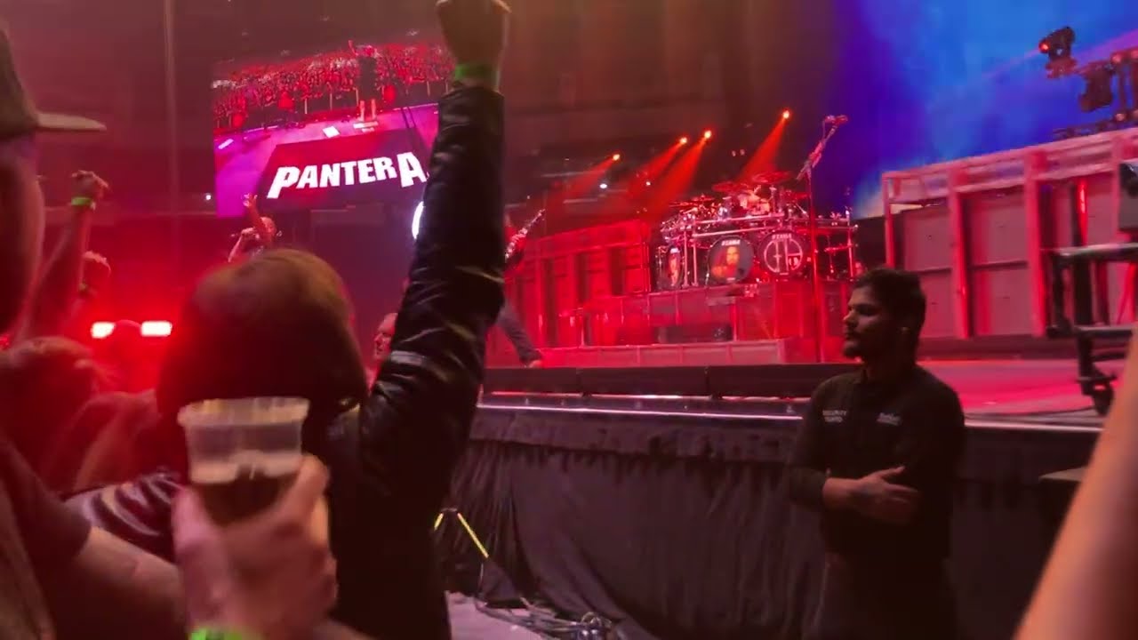 Pantera in Winnipeg