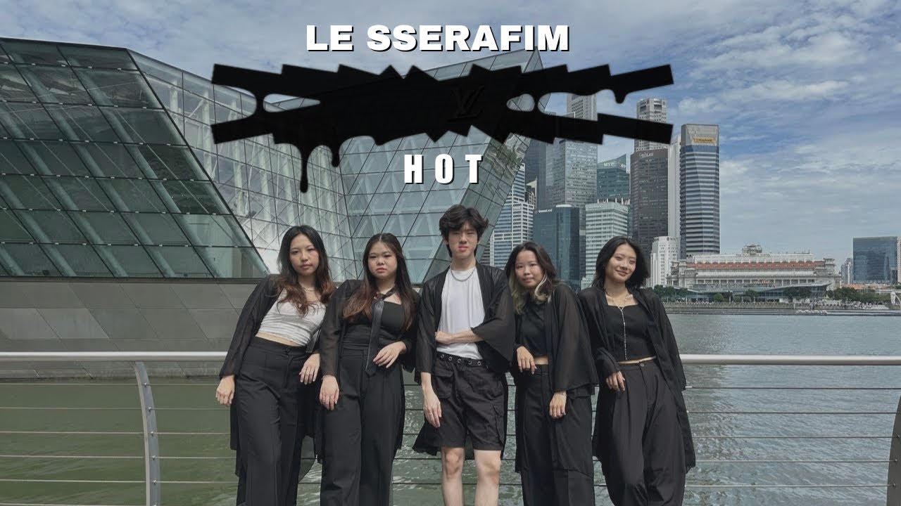 [KPOP IN PUBLIC] LE SSERAFIM (르세라핌) 'HOT' Dance Cover | D2X from Singapore