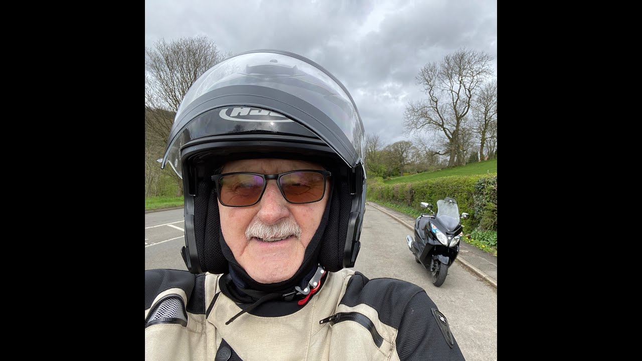 Burgman ride to Castleton