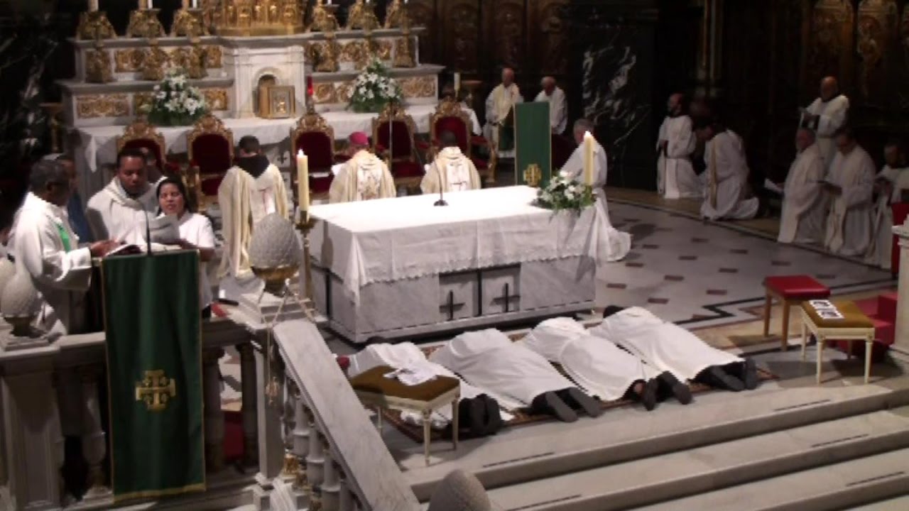 ORDENACION SACERDOTAL Y DIACONAL FRANCISCANOS