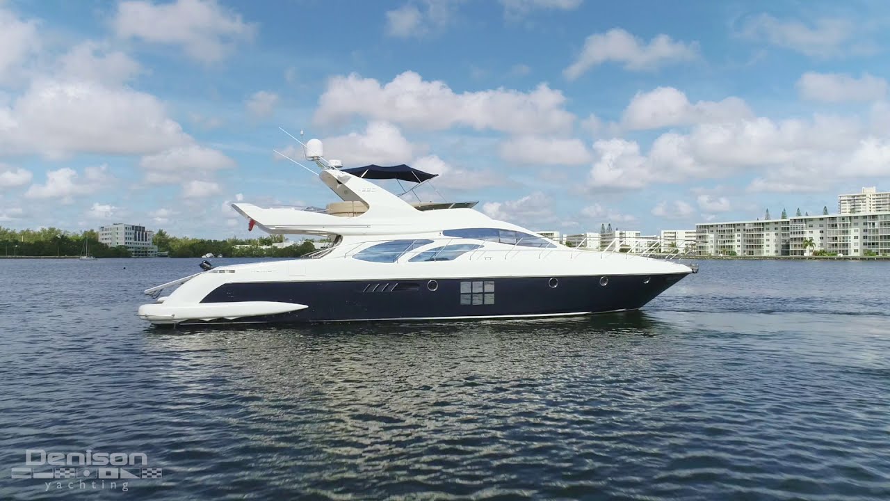 Azimut 68 Evolution Motoryacht Walkthrough [$620,000]