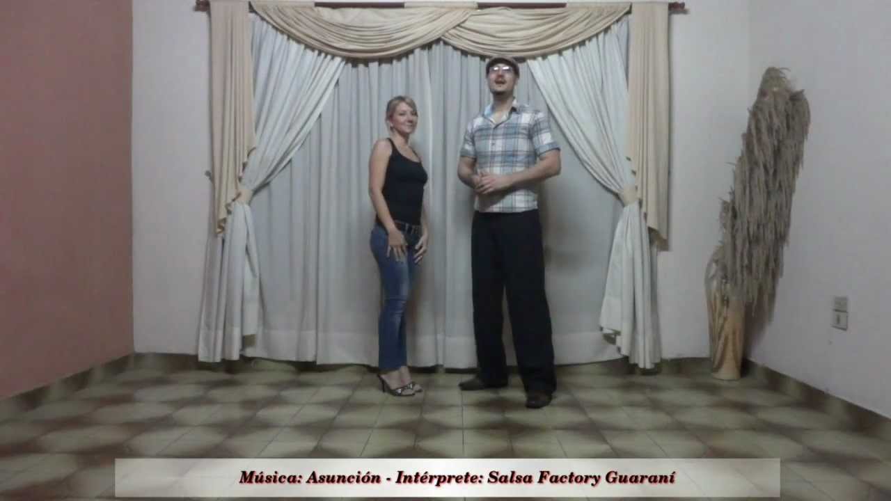 Aprende a bailar Salsa - Episodio 1.5 - Vuelta hacia la izquierda para el hombre (NE)
