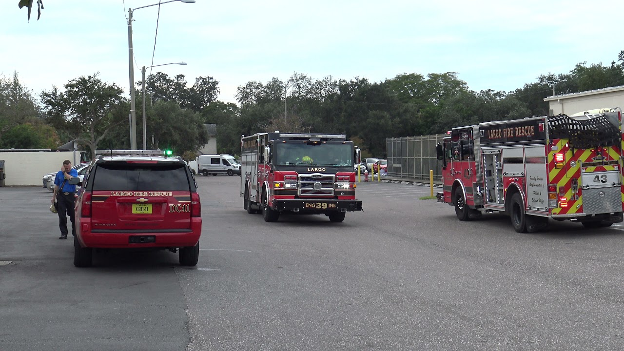Largo Fire Rescue Engine 39 Driver Waves