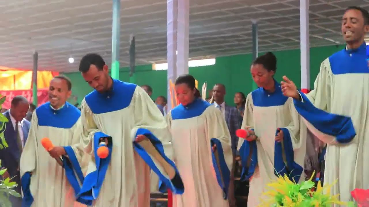 ዘማሪ አቢኔዘር ፍቃዱ #በፅሆን_ለሚኖር ) አምልኮ መዝሙር በ ገንደባ ቤል