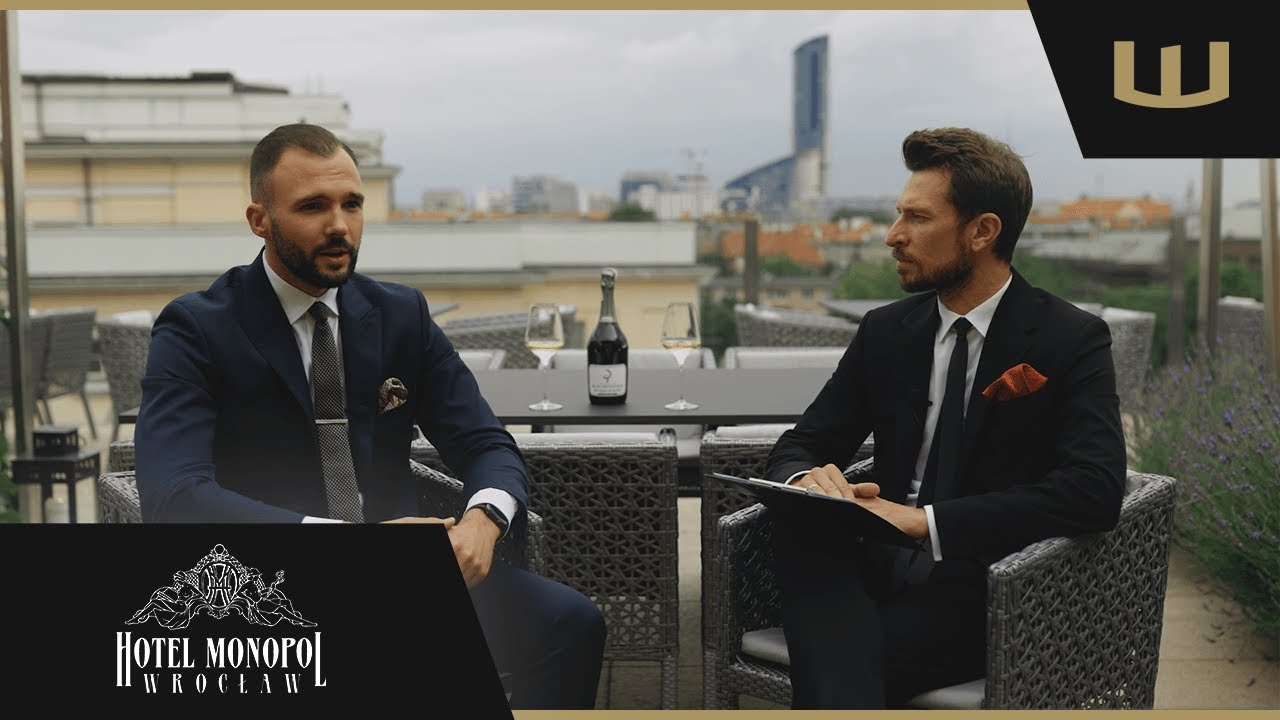 Michał Jagoda Sommelier Hotelu Monopol Wrocław  - Wall Street Magazine red. Konrad Waszczyk