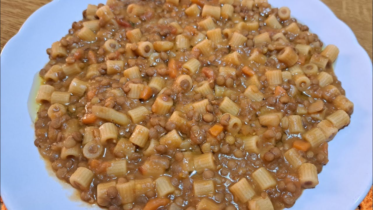 Pasta e lenticchie..bella cremosa e saporita,bontà Siciliana.