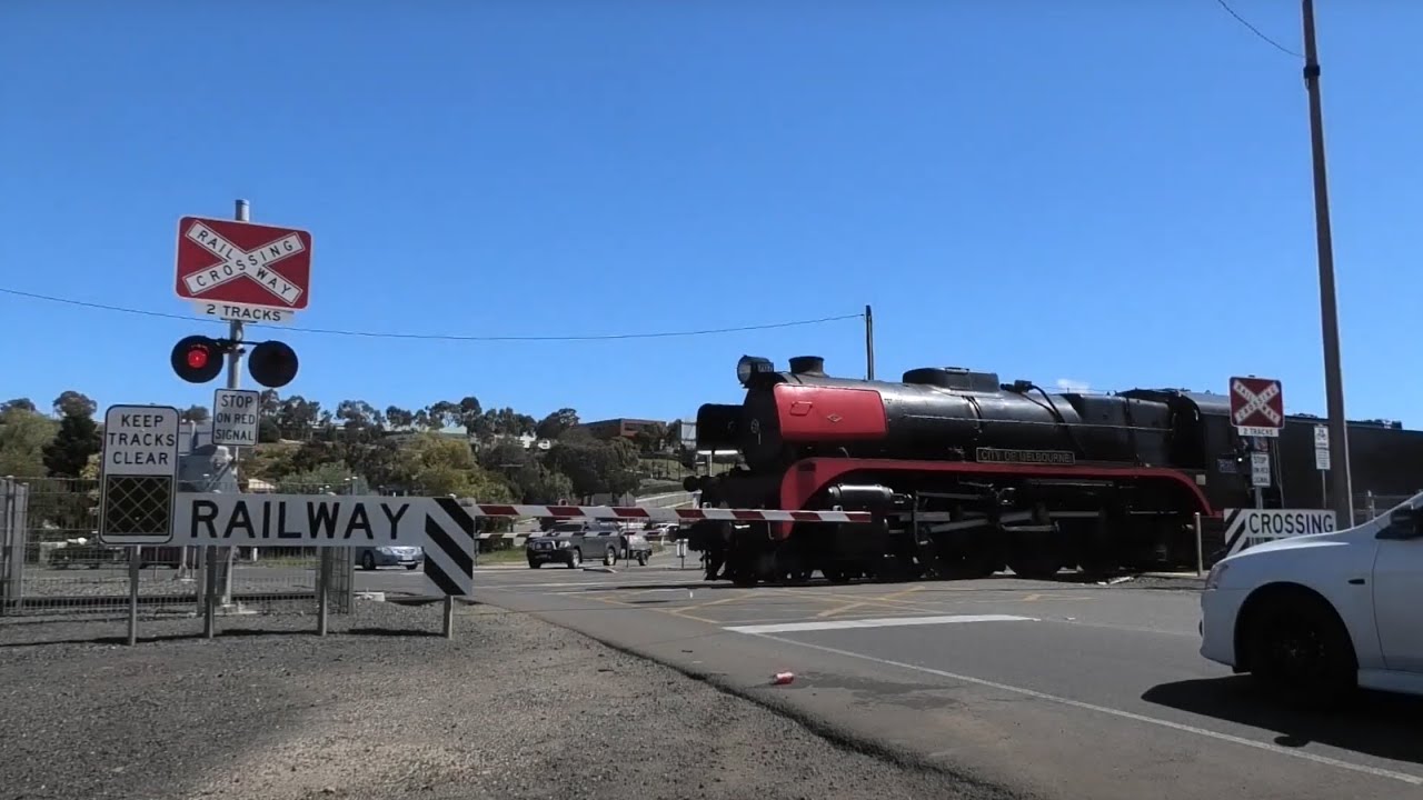 Every Crossing on the Ballarat Line