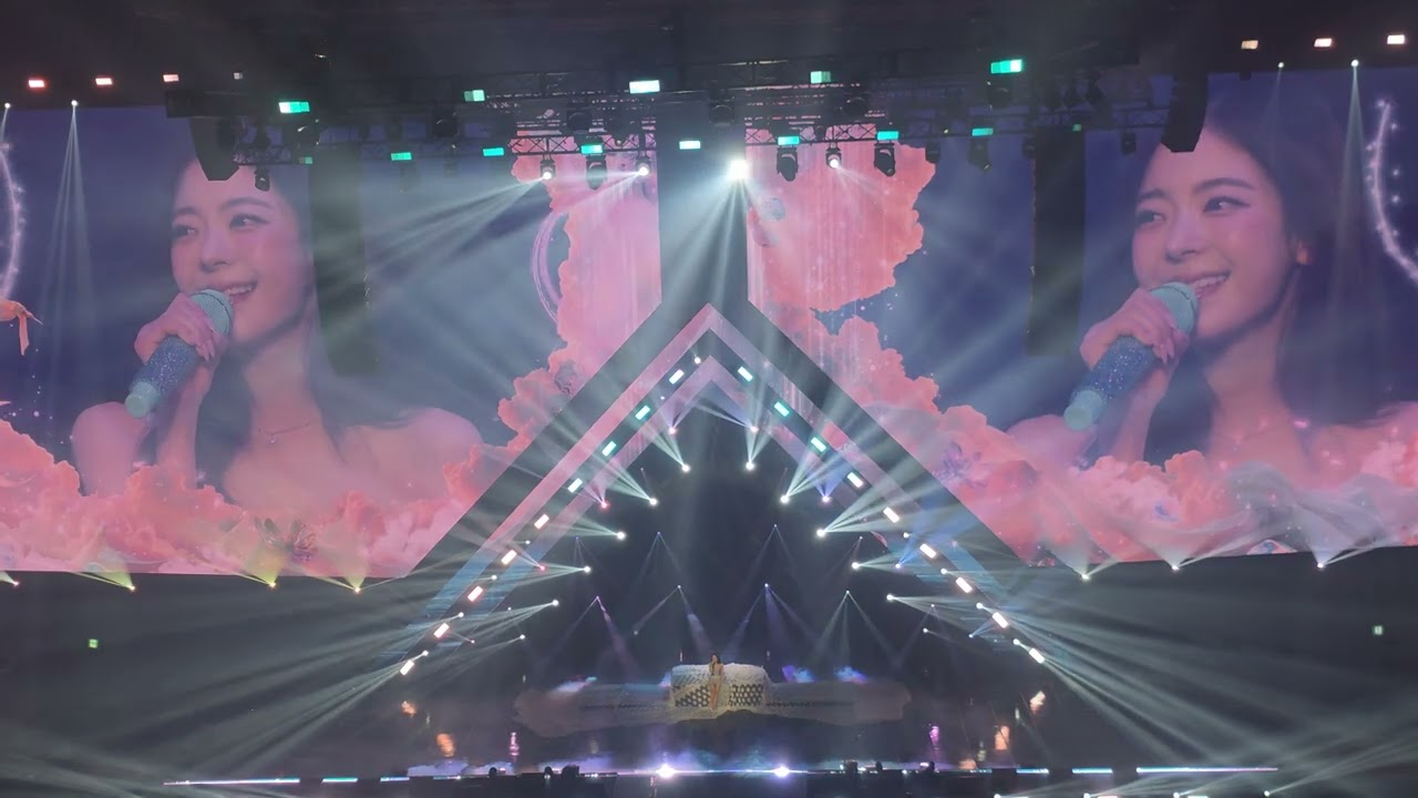 20260215 ITZY World Tour 