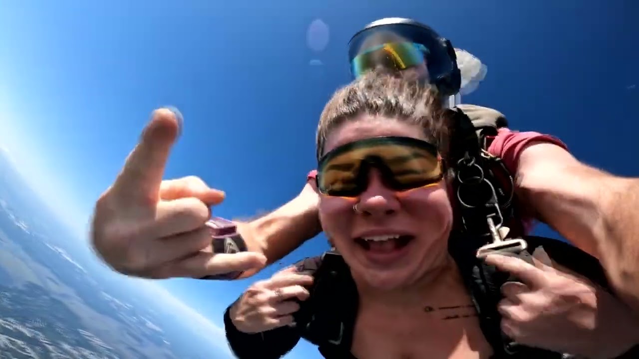Brandi - Skydive Amelia Island