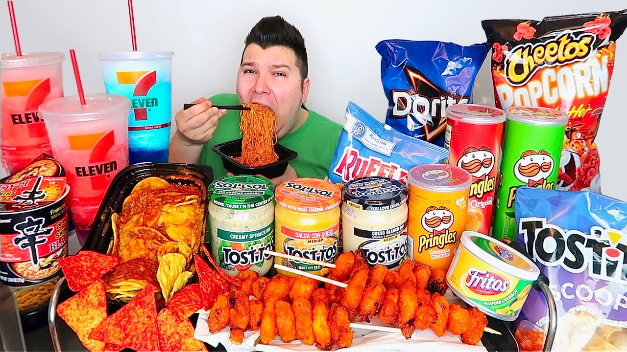 7-Eleven Convenience Store • MUKBANG