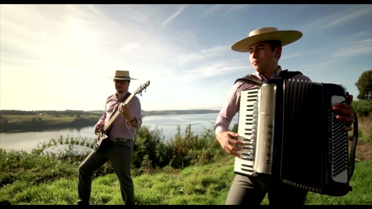 Grupo Manzanar de Chiloé - La Rosa (Video Clip)