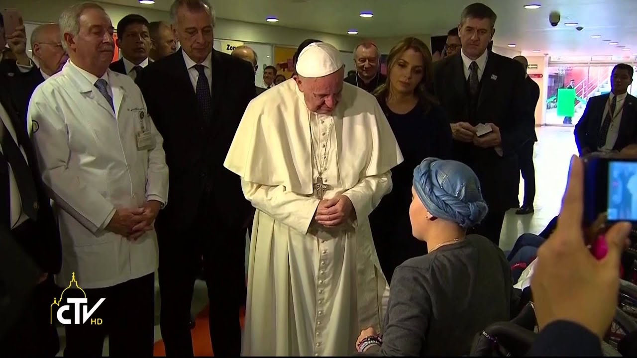 La ragazza malata di cancro che con il suo Ave Maria ha fatto piangere il Papa