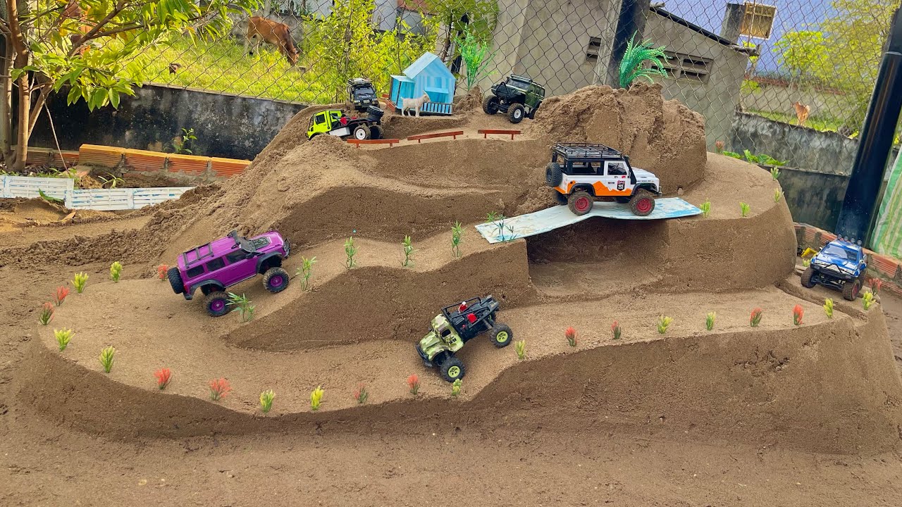 Epic RC Mountain Adventure! Mercedes, Jeep, Defender, Bronco & Hilux Conquer Extreme Trails.