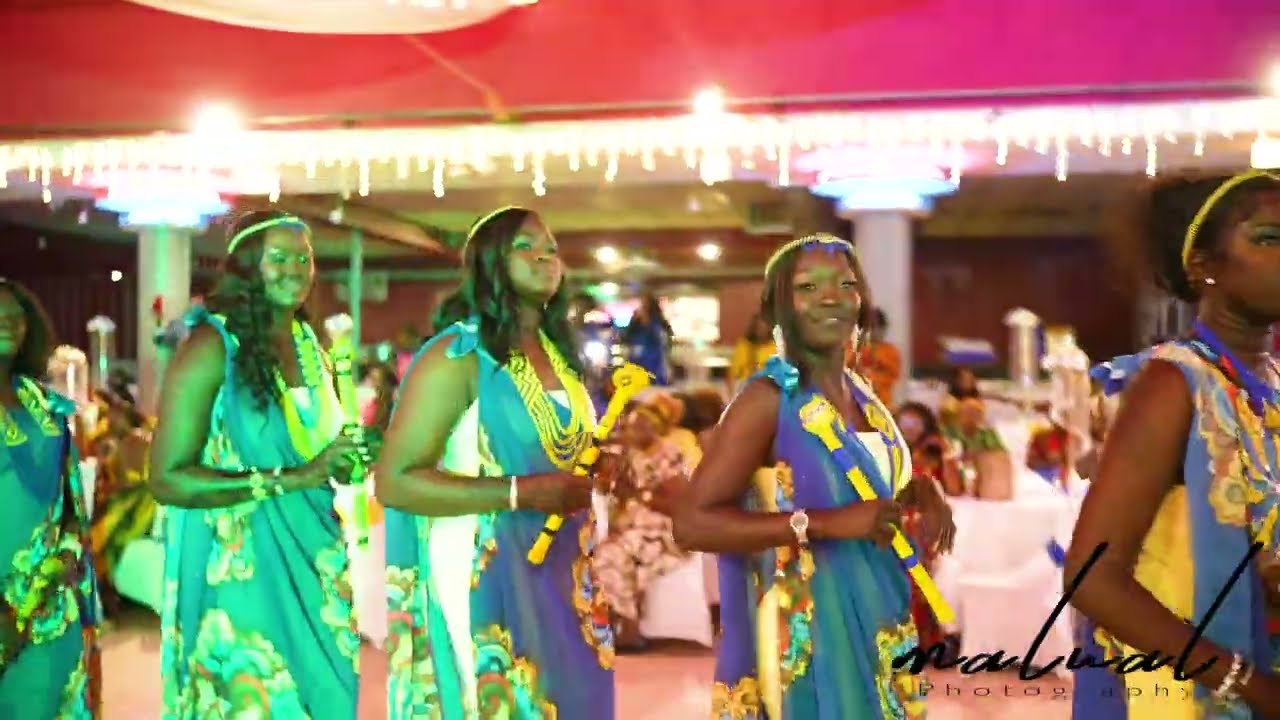 Machar Thong & Nyaboth Tut Dance's Entrance