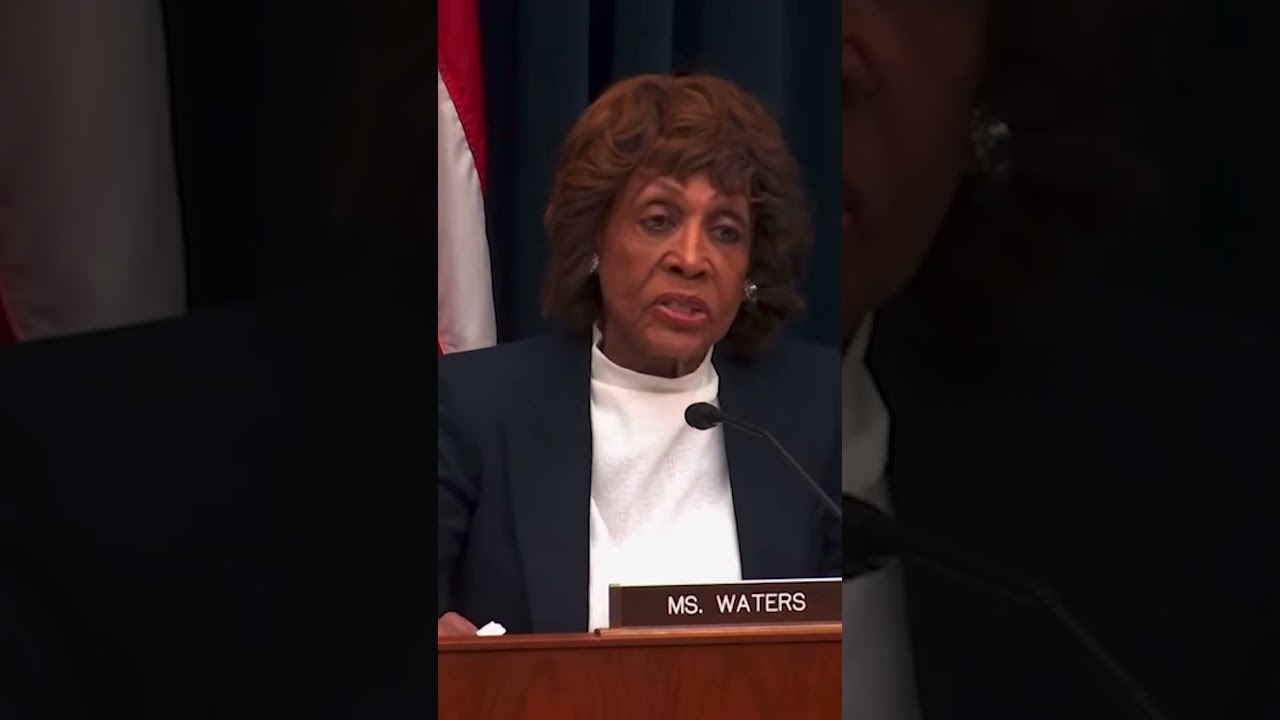 Maxine Waters lashes out at Scott Bessent #shorts